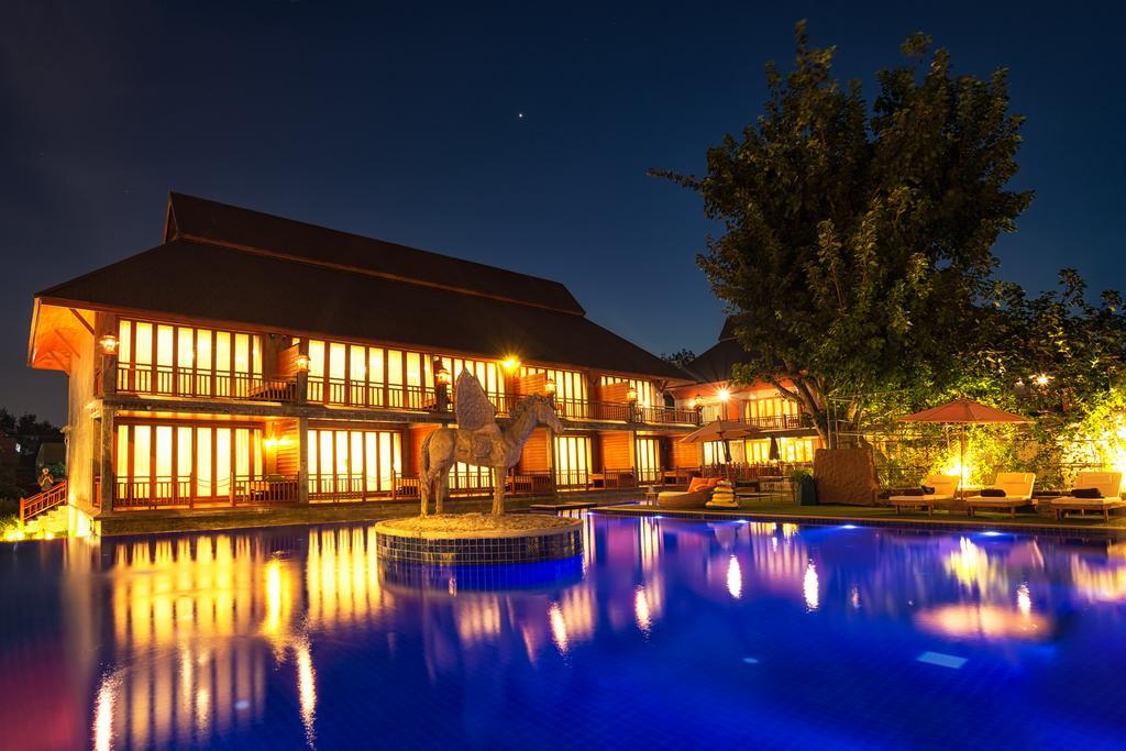 The Chaya Resort And Spa Chiang Mai Exteriör bild